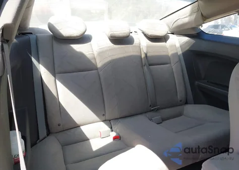 2012 Honda Civic Lx z USA, uszkodzony, nr VIN 2HGFG3A57CH536849